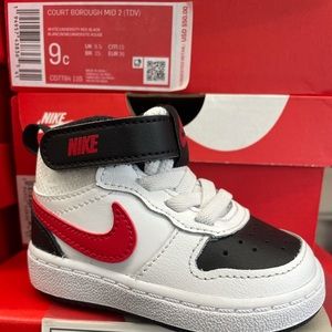 Nike Court Borough Mid Boys